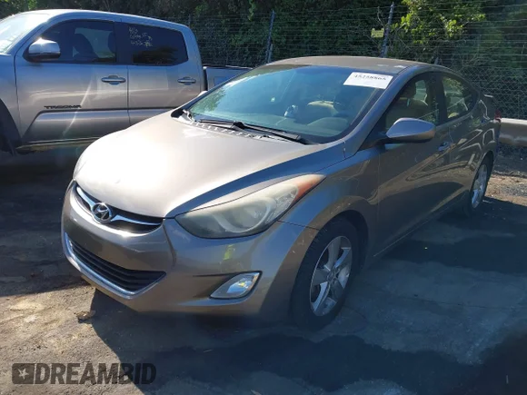 ✅ 2013 Hyundai Elantra GLS • VIN: 5NPDH4AE6DH339382 • Лот: 45258865. Опубликован ранее на IAAI с пробегом 135 114 миль. Бесплатный доступ к архиву аукционных продаж из США и подробный отчёт об истории автомобиля на DreamBid. Изображение 2.