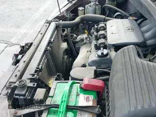 ✅ 1998 Toyota Sienna LE • VIN: 4T3ZF13COWU061581 • Lot: 43342073. Listed on IAAI with 197,111 mi. Free auction sales archive from the USA and detailed vehicle history report at DreamBid. Image 13.