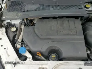 ✅ 2018 Jaguar E-Pace R-Dynamic S • VIN: SADFT2GX3J1Z30622 • Lot: 65900785. Listed on Copart with 106,979 mi. Free auction sales archive from the USA and detailed vehicle history report at DreamBid. Image 14.