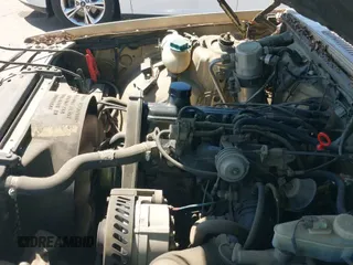 ✅ 1990 Volvo 740 • VIN: YV1FA8845L1469705 • Лот: 42877685. Опубликован ранее на IAAI с пробегом 260 409 миль. Бесплатный доступ к архиву аукционных продаж из США и подробный отчёт об истории автомобиля на DreamBid. Изображение 12.