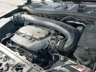 ✅ 2006 Saturn VUE • VIN: 5GZCZ53446S879075 • Lot: 42504308. Wystawiony na IAAI z przebiegiem 212 972 mil. Bezpłatny archiwum sprzedaży aukcyjnych z USA i szczegółowy raport historii pojazdu na DreamBid. Zdjęcie 19.