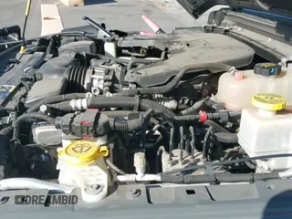 ✅ 2020 Jeep Gladiator Sport S • VIN: 1C6JJTAG6LL201409 • Lot: 42866437. Wystawiony na IAAI z przebiegiem 51 863 mil. Bezpłatny archiwum sprzedaży aukcyjnych z USA i szczegółowy raport historii pojazdu na DreamBid. Zdjęcie 22.