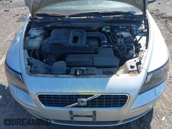 ✅ 2007 Volvo S40 2.5L Turbo • VIN: YV1MH682772307161 • Lot: 45255438. Wystawiony na IAAI z przebiegiem 294 741 mil. Bezpłatny archiwum sprzedaży aukcyjnych z USA i szczegółowy raport historii pojazdu na DreamBid. Zdjęcie 6.