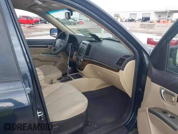 ✅ 2010 Hyundai Santa Fe GLS • VIN: 5NMSG3AB7AH396533 • Лот: 44548147. Опубликован ранее на IAAI с пробегом 234 645 миль. Бесплатный доступ к архиву аукционных продаж из США и подробный отчёт об истории автомобиля на DreamBid. Изображение 5.
