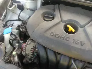 2013 Hyundai Elantra GS z VIN KMHDH6AE9DU002802, wystawiony jako IAAI lot #42433199 z przebiegiem 145 643 mil mil oraz . Historia ofert i sprzedaży dostępna na DreamBid. Obrazek 14.