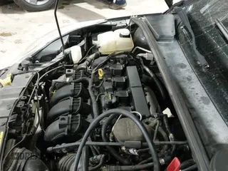 ✅ 2013 Ford Focus SE • VIN: 1FADP3F22DL282434 • Lot: 43558566. Wystawiony na IAAI z przebiegiem 174 326 mil. Bezpłatny archiwum sprzedaży aukcyjnych z USA i szczegółowy raport historii pojazdu na DreamBid. Zdjęcie 17.