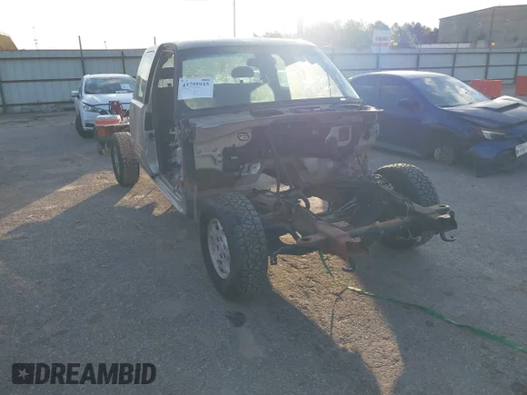 ✅ 2003 Chevrolet Silverado 1500 LS • VIN: 2GCEC19T431242413 • Lot: 43795915. Listed on IAAI with Not provided. Free auction sales archive from the USA and detailed vehicle history report at DreamBid. Image 1.