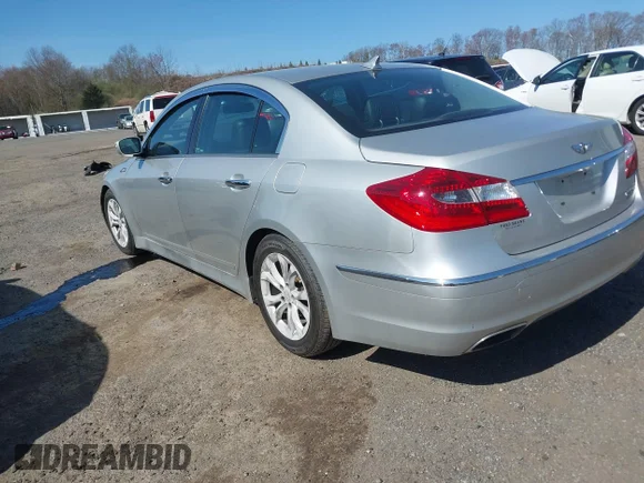 ✅ 2012 Hyundai Genesis 3.8L • VIN: KMHGC4DD8CU163384 • Lot: 42058025. Wystawiony na IAAI z przebiegiem 155 351 mil. Bezpłatny archiwum sprzedaży aukcyjnych z USA i szczegółowy raport historii pojazdu na DreamBid. Zdjęcie 3.