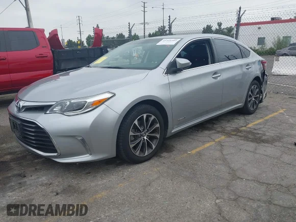 ✅ 2016 Toyota Avalon XLE Plus • VIN: 4T1BD1EB6GU055581 • Lot: 45416402. Wystawiony na IAAI z przebiegiem 124 938 mil. Bezpłatny archiwum sprzedaży aukcyjnych z USA i szczegółowy raport historii pojazdu na DreamBid. Zdjęcie 2.