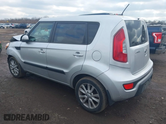 ✅ 2012 Kia Soul + • VIN: KNDJT2A69C7460683 • Lot: 43909735. Wystawiony na IAAI z przebiegiem 119 866 mil. Bezpłatny archiwum sprzedaży aukcyjnych z USA i szczegółowy raport historii pojazdu na DreamBid. Zdjęcie 3.
