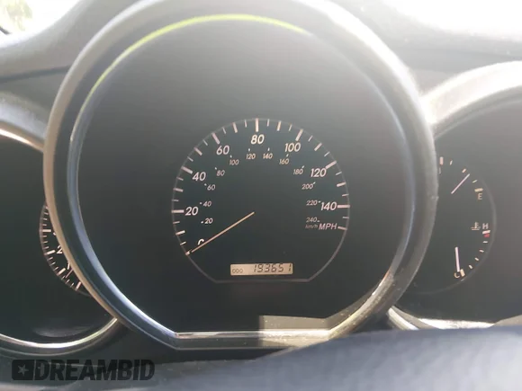 ✅ 2005 Lexus RX 330 • VIN: 2T2HA31U55C081086 • Лот: 45378957. Опубликован ранее на IAAI с пробегом 193 651 миль. Бесплатный доступ к архиву аукционных продаж из США и подробный отчёт об истории автомобиля на DreamBid. Изображение 7.