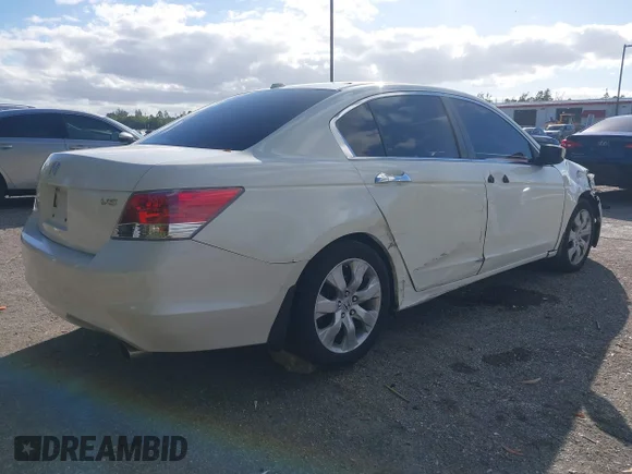 ✅ 2008 Honda Accord EX-L • VIN: 1HGCP36858A067336 • Lot: 43991572. Wystawiony na IAAI z przebiegiem 176 888 mil. Bezpłatny archiwum sprzedaży aukcyjnych z USA i szczegółowy raport historii pojazdu na DreamBid. Zdjęcie 4.