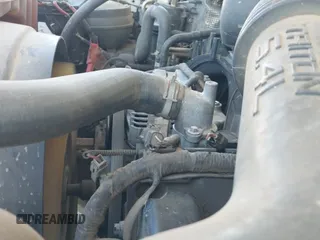 ✅ 2004 Ford F-250 XL • VIN: 1FTNX20L94EB54576 • Lot: 42345311. Wystawiony na IAAI z przebiegiem 176 877 mil. Bezpłatny archiwum sprzedaży aukcyjnych z USA i szczegółowy raport historii pojazdu na DreamBid. Zdjęcie 19.