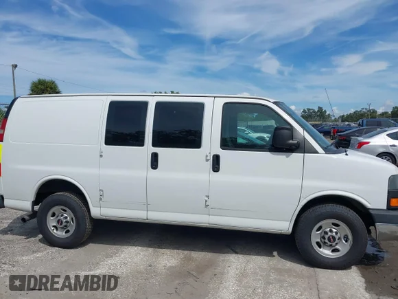 ✅ 2016 GMC Savana Cargo • VIN: 1GTW7AFF9G1277516 • Лот: 43265192. Опубліковано раніше на IAAI з пробігом 243 703 миль. Безкоштовний доступ до архіву аукціонних продажів зі США та докладний звіт про історію автомобіля на DreamBid. Зображення 6.