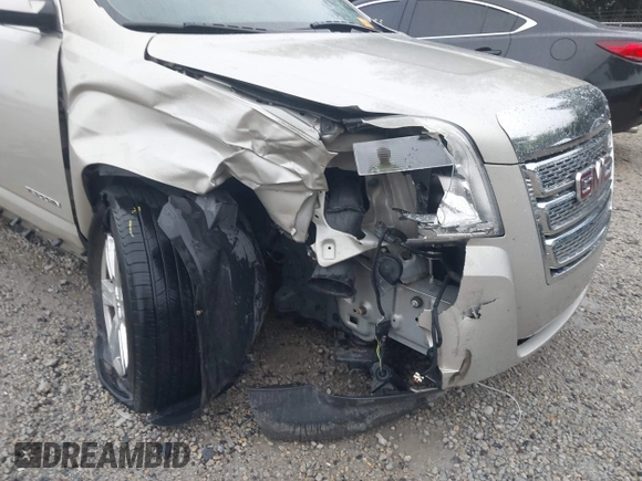 ✅ 2015 GMC Terrain SLE • VIN: 2GKFLRE31F6426745 • Lot: 43140541. Listed on IAAI with 111,438 mi. Free auction sales archive from the USA and detailed vehicle history report at DreamBid. Image 6.