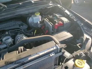 ✅ 2019 Ram 1500 Big Horn • VIN: 1C6SRFFTXKN710135 • Lot: 86158785. Wystawiony na Copart z przebiegiem 97 096 mil. Bezpłatny archiwum sprzedaży aukcyjnych z USA i szczegółowy raport historii pojazdu na DreamBid. Zdjęcie 13.