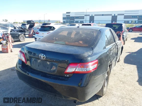 ✅ 2010 Toyota Camry LE • VIN: 4T4BF3EK5AR054893 • Lot: 43505930. Wystawiony na IAAI z przebiegiem 46 801 mil. Bezpłatny archiwum sprzedaży aukcyjnych z USA i szczegółowy raport historii pojazdu na DreamBid. Zdjęcie 4.