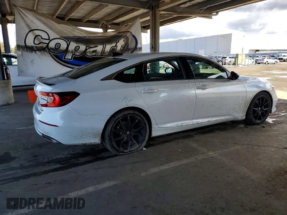 ✅ 2022 Honda Accord Sport • VIN: 1HGCV1F30NA031998 • Lot: 49113516. Wystawiony na Copart z przebiegiem Nie podano. Bezpłatny archiwum sprzedaży aukcyjnych z USA i szczegółowy raport historii pojazdu na DreamBid. Zdjęcie 3.