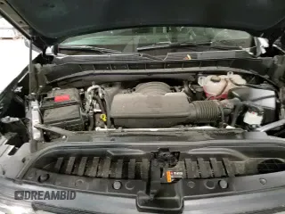 ✅ 2024 Chevrolet Silverado 1500 LT • VIN: 1GCUDDED9RZ140484 • Lot: 84909255. Wystawiony na Copart z przebiegiem 13 988 mil. Bezpłatny archiwum sprzedaży aukcyjnych z USA i szczegółowy raport historii pojazdu na DreamBid. Zdjęcie 13.