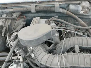 ✅ 1994 Ford Bronco • VIN: 1FMEU15H4RLA79968 • Lot: 43607042. Wystawiony na IAAI z przebiegiem 245 492 mil. Bezpłatny archiwum sprzedaży aukcyjnych z USA i szczegółowy raport historii pojazdu na DreamBid. Zdjęcie 12.