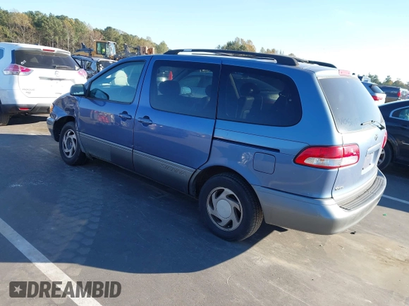 ✅ 2002 Toyota Sienna LE • VIN: 4T3ZF13C72U490517 • Lot: 43597385. Wystawiony na IAAI z przebiegiem 185 601 mil. Bezpłatny archiwum sprzedaży aukcyjnych z USA i szczegółowy raport historii pojazdu na DreamBid. Zdjęcie 3.