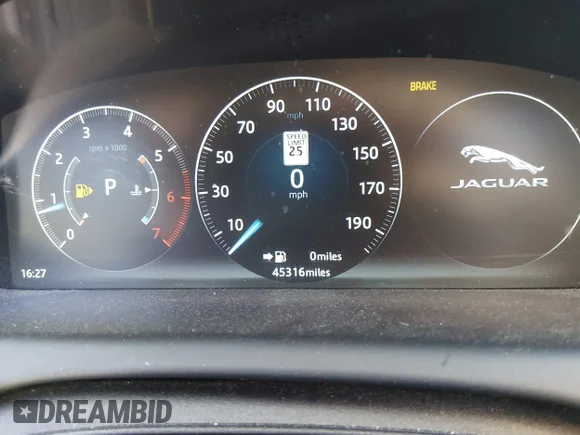 ✅ 2016 Jaguar XJ Portfolio • VIN: SAJWJ2GD2G8W02293 • Лот: 44885924. Опубліковано раніше на IAAI з пробігом 45 315 миль. Безкоштовний доступ до архіву аукціонних продажів зі США та докладний звіт про історію автомобіля на DreamBid. Зображення 7.