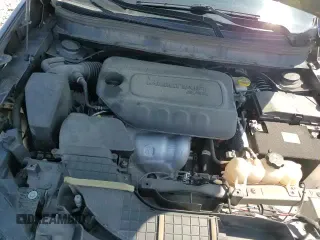 ✅ 2021 Jeep Cherokee Latitude Plus • VIN: 1C4PJMLB4MD127333 • Lot: 52693675. Wystawiony na Copart z przebiegiem 77 168 mil. Bezpłatny archiwum sprzedaży aukcyjnych z USA i szczegółowy raport historii pojazdu na DreamBid. Zdjęcie 15.