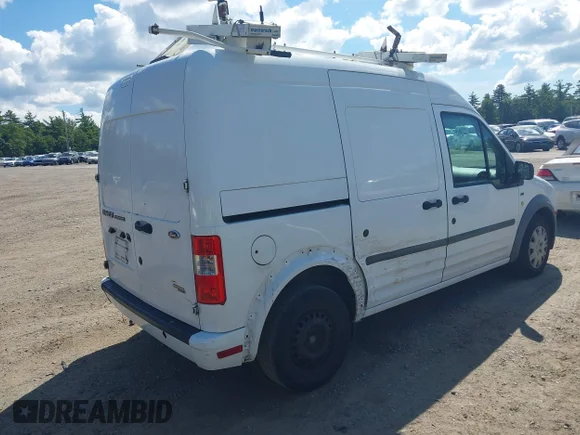 ✅ 2013 Ford Transit Connect XLT • VIN: NM0LS7BN6DT133694 • Lot: 43119450. Wystawiony na IAAI z przebiegiem 218 964 mil. Bezpłatny archiwum sprzedaży aukcyjnych z USA i szczegółowy raport historii pojazdu na DreamBid. Zdjęcie 4.