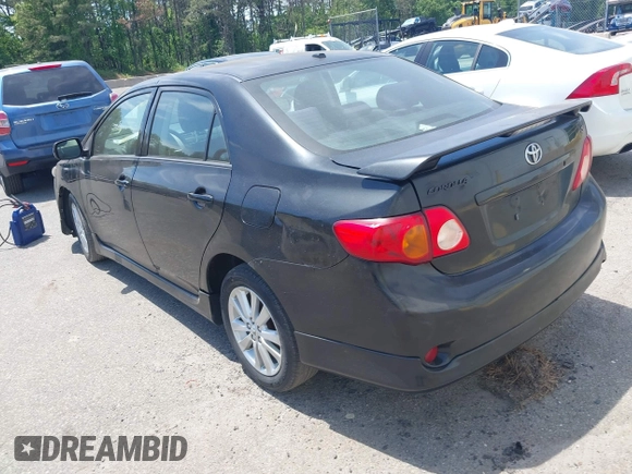 ✅ 2010 Toyota Corolla LE • VIN: 2T1BU4EE8AC294702 • Lot: 45315724. Wystawiony na IAAI z przebiegiem 211 701 mil. Bezpłatny archiwum sprzedaży aukcyjnych z USA i szczegółowy raport historii pojazdu na DreamBid. Zdjęcie 3.