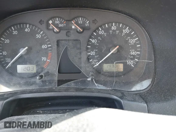 ✅ 2005 Volkswagen Golf GL • VIN: 9BWFL61J254022695 • Lot: 42226214. Wystawiony na IAAI z przebiegiem 143 087 mil. Bezpłatny archiwum sprzedaży aukcyjnych z USA i szczegółowy raport historii pojazdu na DreamBid. Zdjęcie 7.