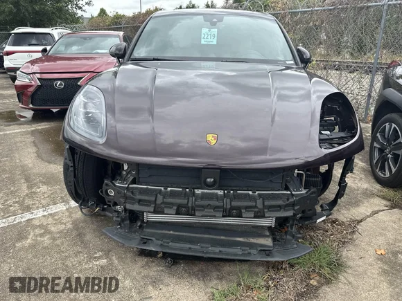 ✅ 2023 Porsche Macan • VIN: WP1AA2A53PLB15142 • Лот: 42906640. Опубліковано раніше на IAAI з пробігом Не вказано. Безкоштовний доступ до архіву аукціонних продажів зі США та докладний звіт про історію автомобіля на DreamBid. Зображення 6.