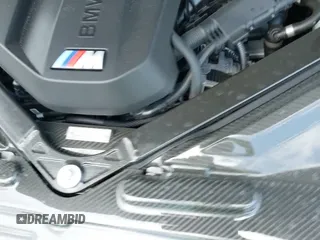 ✅ 2024 BMW M3 Competition • VIN: WBS33AY0XRFS35085 • Lot: 42353608. Wystawiony na IAAI z przebiegiem 6 991 mil. Bezpłatny archiwum sprzedaży aukcyjnych z USA i szczegółowy raport historii pojazdu na DreamBid. Zdjęcie 19.