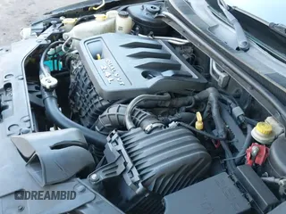 ✅ 2013 Chrysler 200 LX • VIN: 1C3CCBAB5DN670107 • Лот: 43774672. Опубликован ранее на IAAI с пробегом 180 261 миль. Бесплатный доступ к архиву аукционных продаж из США и подробный отчёт об истории автомобиля на DreamBid. Изображение 16.