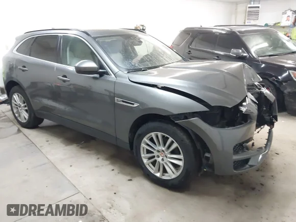 ✅ 2017 Jaguar F-Pace 35t Prestige • VIN: SADCK2BV4HA490772 • Lot: 43946208. Listed on IAAI with 119,658 mi. Free auction sales archive from the USA and detailed vehicle history report at DreamBid. Image 1.