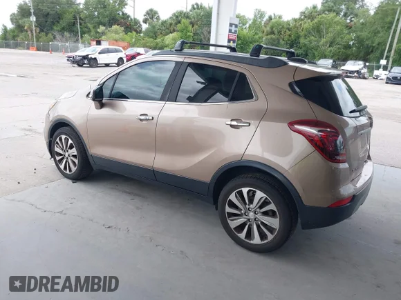 ✅ 2018 Buick Encore Preferred • VIN: KL4CJASB5JB513873 • Lot: 45292149. Wystawiony na IAAI z przebiegiem 121 177 mil. Bezpłatny archiwum sprzedaży aukcyjnych z USA i szczegółowy raport historii pojazdu na DreamBid. Zdjęcie 3.