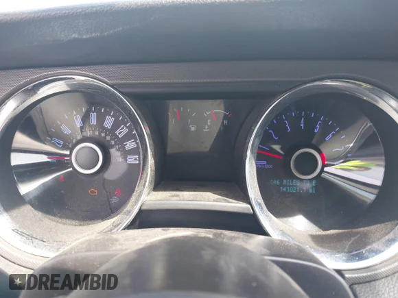 ✅ 2014 Ford Mustang V6 • VIN: 1ZVBP8EM3E5232159 • Lot: 39531675. Wystawiony na IAAI z przebiegiem 141 021 mil. Bezpłatny archiwum sprzedaży aukcyjnych z USA i szczegółowy raport historii pojazdu na DreamBid. Zdjęcie 7.