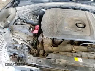 ✅ 2018 Land Rover Range Rover Velar S • VIN: SALYB2RN7JA717779 • Lot: 67415915. Wystawiony na Copart z przebiegiem 111 559 mil. Bezpłatny archiwum sprzedaży aukcyjnych z USA i szczegółowy raport historii pojazdu na DreamBid. Zdjęcie 15.