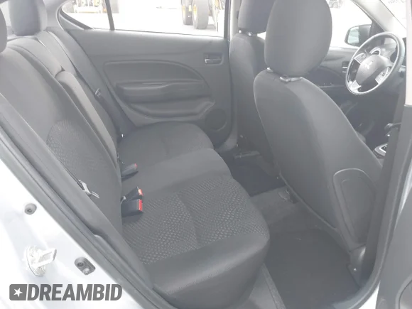 ✅ 2024 Mitsubishi Mirage SE • VIN: ML32FVFJ5RHF20090 • Lot: 43934786. Wystawiony na IAAI z przebiegiem 12 262 mil. Bezpłatny archiwum sprzedaży aukcyjnych z USA i szczegółowy raport historii pojazdu na DreamBid. Zdjęcie 8.
