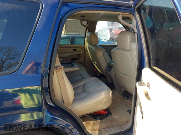 ✅ 2003 GMC Yukon SLE • VIN: 1GKEC13V63J301546 • Лот: 44017436. Опубліковано раніше на IAAI з пробігом 317 560 миль. Безкоштовний доступ до архіву аукціонних продажів зі США та докладний звіт про історію автомобіля на DreamBid. Зображення 8.