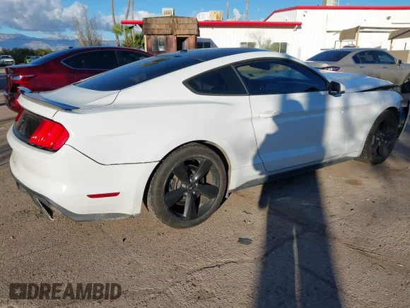 ✅ 2016 Ford Mustang EcoBoost • VIN: 1FA6P8TH3G5284328 • Lot: 44134918. Wystawiony na IAAI z przebiegiem 105 432 mil. Bezpłatny archiwum sprzedaży aukcyjnych z USA i szczegółowy raport historii pojazdu na DreamBid. Zdjęcie 4.