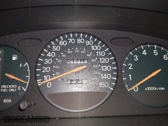 ✅ 1992 Mitsubishi Diamante • VIN: JA3XC57B6NY011828 • Lot: 44188200. Wystawiony na IAAI z przebiegiem 68 918 mil. Bezpłatny archiwum sprzedaży aukcyjnych z USA i szczegółowy raport historii pojazdu na DreamBid. Zdjęcie 7.