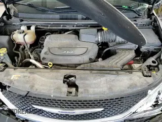 ✅ 2018 Chrysler Pacifica Limited • VIN: 2C4RC1GG1JR186517 • Lot: 81446865. Listed on Copart with 71,720 mi. Free auction sales archive from the USA and detailed vehicle history report at DreamBid. Image 14.