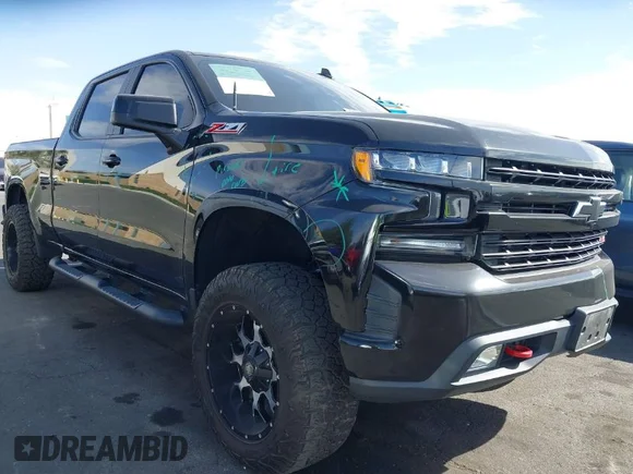 ✅ 2020 Chevrolet Silverado 1500 LT Trail Boss • VIN: 1GCPYFED3LZ323884 • Lot: 41668120. Listed on IAAI with 50,575 mi. Free auction sales archive from the USA and detailed vehicle history report at DreamBid. Image 1.