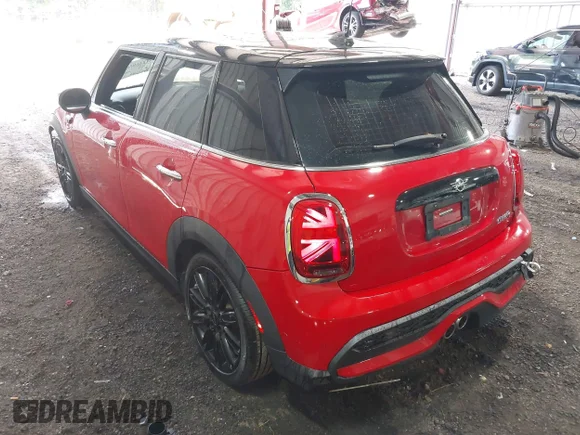 ✅ 2023 MINI Hardtop 4 Door Cooper S • VIN: WMW53DK09P2S70227 • Лот: 42468504. Опубліковано раніше на IAAI з пробігом 35 644 миль. Безкоштовний доступ до архіву аукціонних продажів зі США та докладний звіт про історію автомобіля на DreamBid. Зображення 3.
