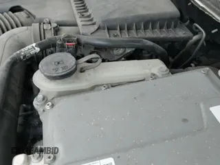 ✅ 2017 Ford Fusion Hybrid Platinum • VIN: 3FA6P0RU3HR262690 • Лот: 43792672. Опубликован ранее на IAAI с пробегом 255 421 миль. Бесплатный доступ к архиву аукционных продаж из США и подробный отчёт об истории автомобиля на DreamBid. Изображение 18.