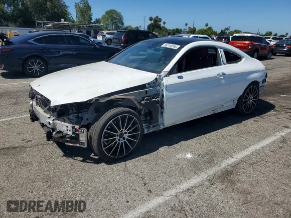 ✅ 2021 Mercedes-Benz C 300 • VIN: W1KWJ8DB9MG069290 • Lot: 56719246. Wystawiony na Copart z przebiegiem 20 490 mil. Bezpłatny archiwum sprzedaży aukcyjnych z USA i szczegółowy raport historii pojazdu na DreamBid. Zdjęcie 1.