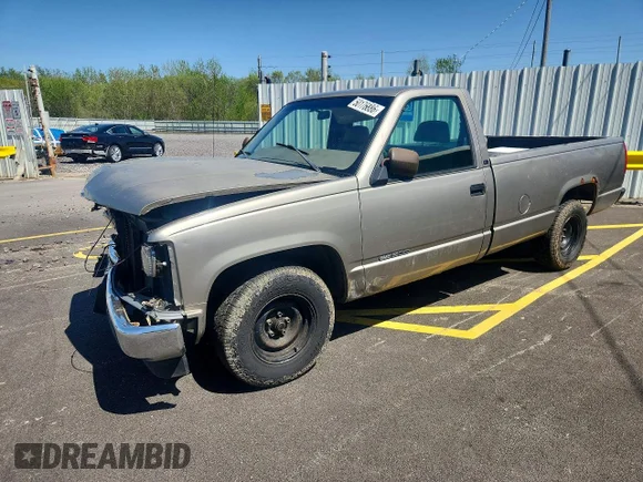✅ 1998 GMC Sierra 1500 • VIN: 1GTEC14W3WZ537824 • Lot: 50176886. Wystawiony na Copart z przebiegiem 158 236 mil. Bezpłatny archiwum sprzedaży aukcyjnych z USA i szczegółowy raport historii pojazdu na DreamBid. Zdjęcie 1.