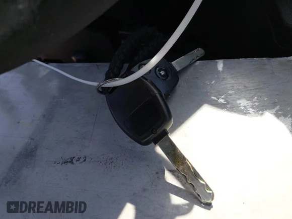 ✅ 2011 Honda Fit • VIN: JHMGE8H36BC028592 • Лот: 45354994. Опубликован ранее на IAAI с пробегом 69 349 миль. Бесплатный доступ к архиву аукционных продаж из США и подробный отчёт об истории автомобиля на DreamBid. Изображение 11.