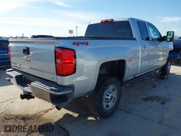 ✅ 2019 Chevrolet Silverado 2500HD LT • VIN: 2GC2KSEG0K1152386 • Lot: 44229454. Wystawiony na IAAI z przebiegiem 116 105 mil. Bezpłatny archiwum sprzedaży aukcyjnych z USA i szczegółowy raport historii pojazdu na DreamBid. Zdjęcie 4.