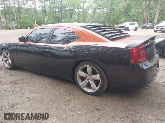 ✅ 2006 Dodge Charger SRT-8 • VIN: 2B3LA73W66H369468 • Lot: 45318478. Wystawiony na IAAI z przebiegiem Nie podano. Bezpłatny archiwum sprzedaży aukcyjnych z USA i szczegółowy raport historii pojazdu na DreamBid. Zdjęcie 3.